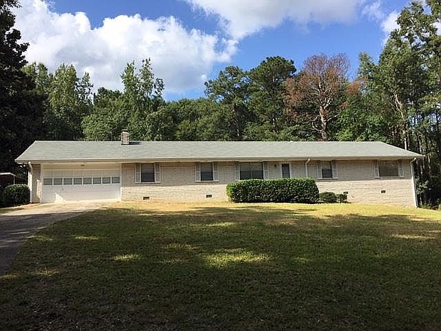 1st image of 932 Remington Dr SE
