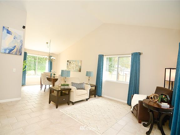2nd image of 11120 207th Avenue Ct E