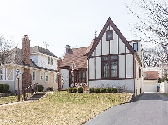 2nd image of 4226 Ellington Ave