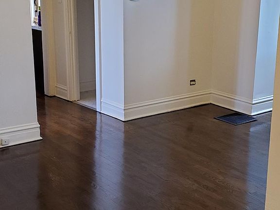 2nd image of 5046 W Diversey Ave #1R