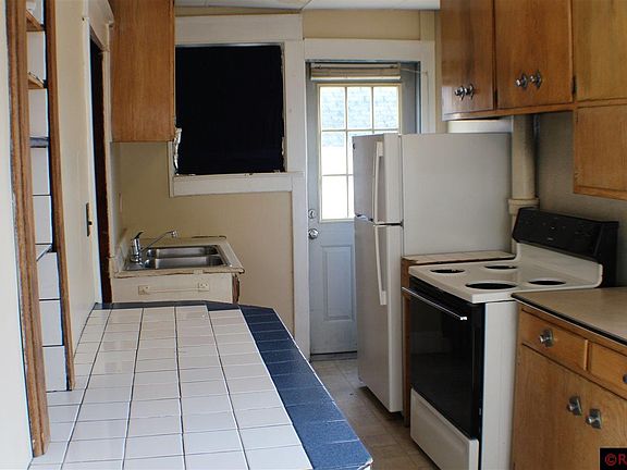 2nd image of 517 Carney Ave