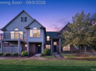 3085 Primrose Ln, Ypsilanti, MI 48197
