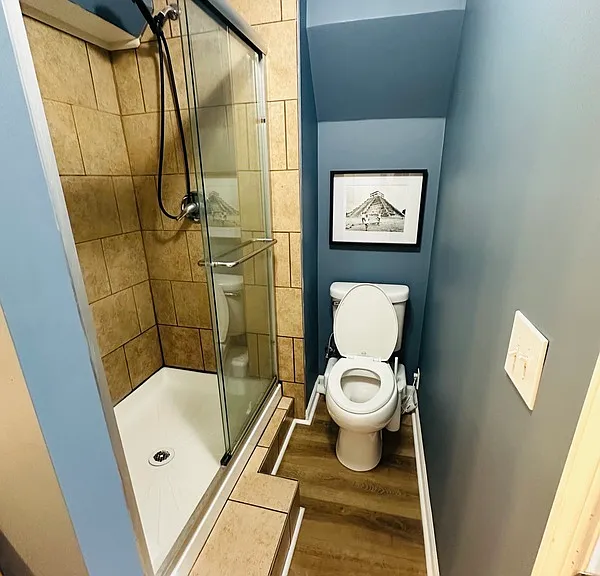 708 Dallas Rd #B — Photo 12