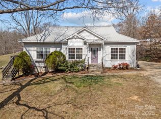 233 Thompson Cove Rd, Clyde, NC 28721