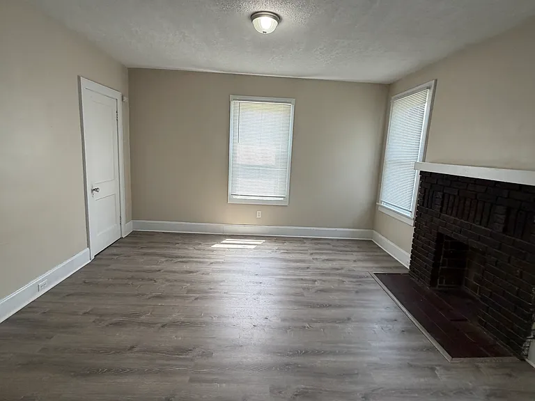 4419 Greenlee Ave #3 — Photo 2