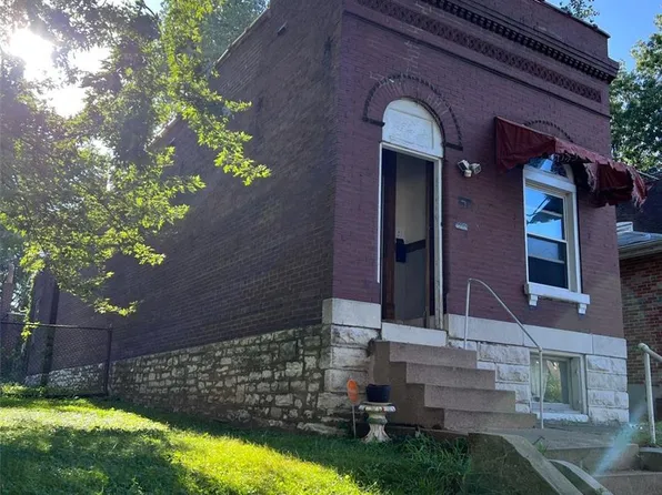 4232 Iowa Ave, Saint Louis, MO 63111