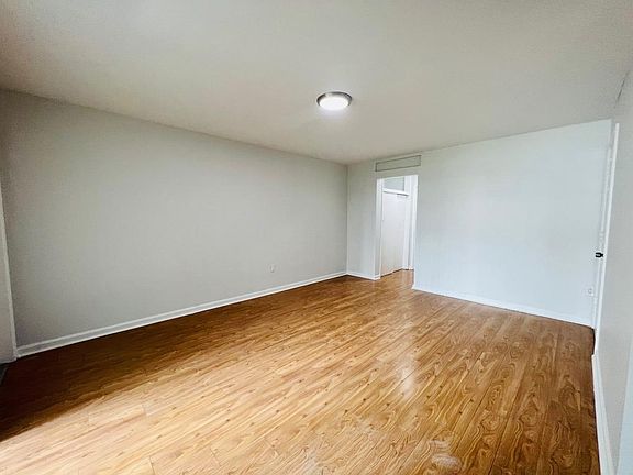 5th image of 7931 East Dr Unit 205-7931-2
