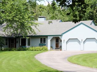 40 Four Winds Dr, Clear Lake, IA 50428