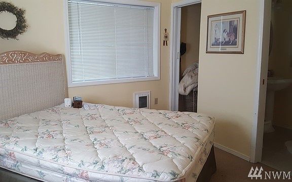 5th image of 143 Mountain View Dr