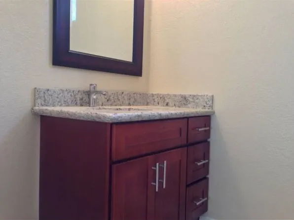 1104 Valdosta Rd, San Jose, CA 95121