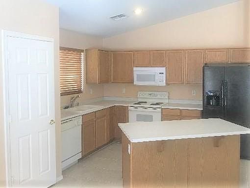 2nd image of 15073 W Melvin St