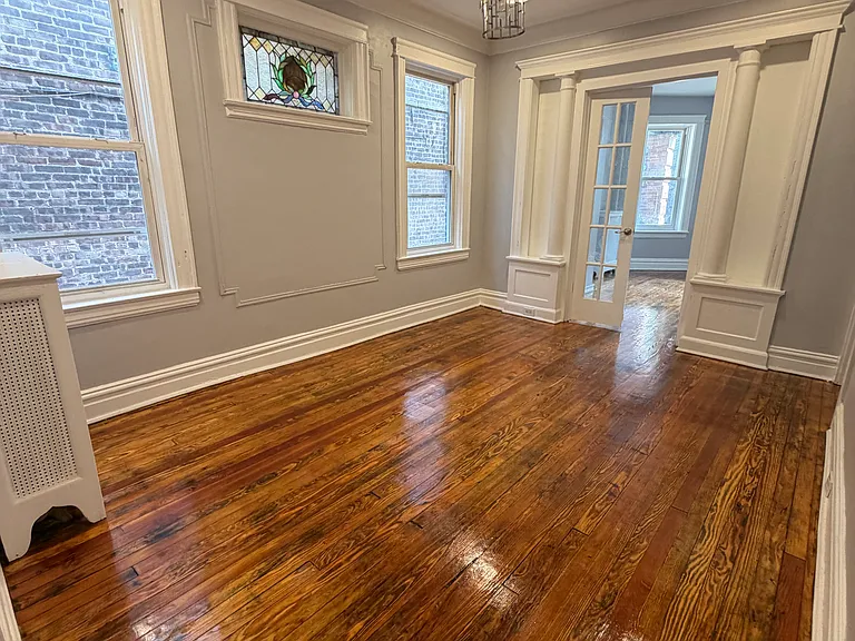 211 Grant Ave #1F — Photo 4