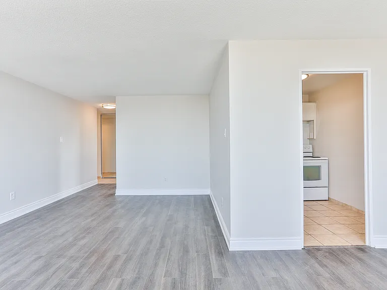 500 Duplex Ave #1606 — Photo 25