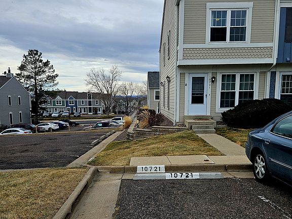 2nd image of 10721 Foxwood Ct
