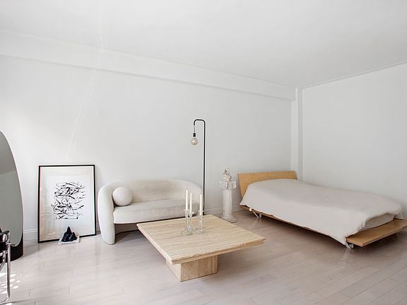 4th image of 129 W 89th St APT 45