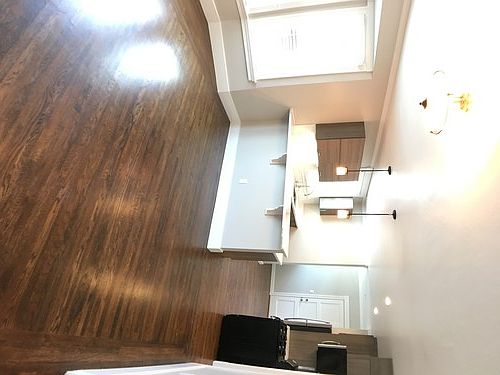 4th image of 3001 Octavia St