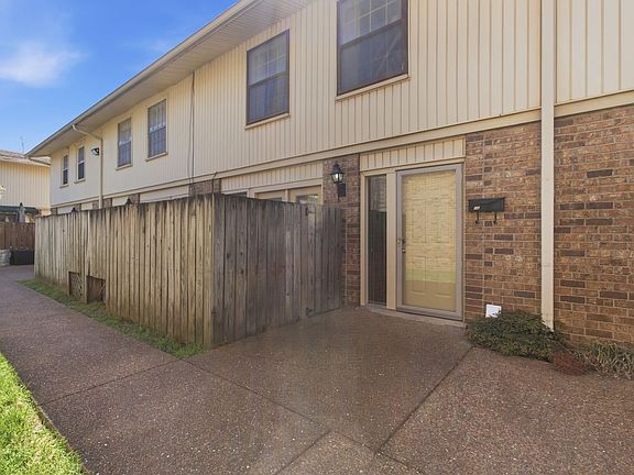 3rd image of 2116 Hobbs Rd APT G6