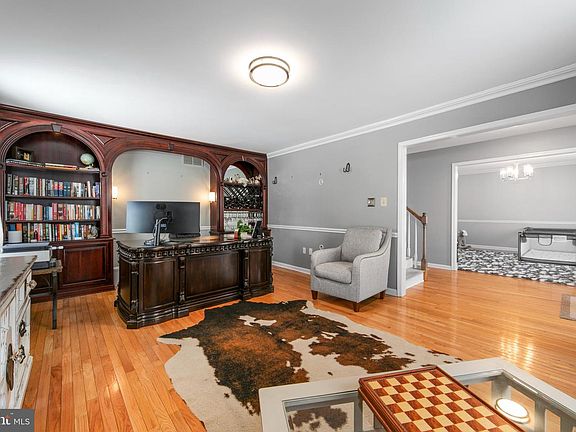 3rd image of 4 Allen Ct