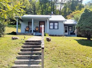 35 B St, Bryson City, NC 28713