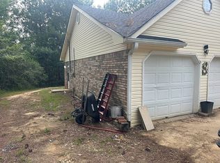 (Undisclosed Address), Wesson, MS 39191