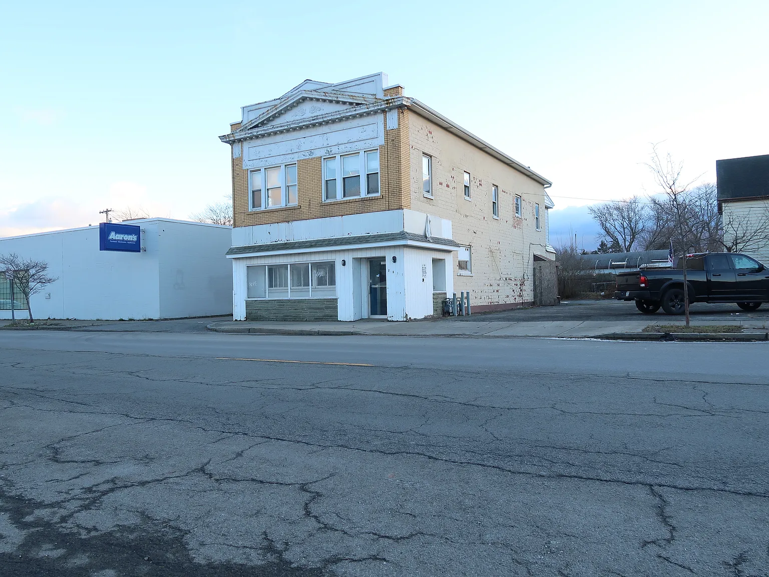 1 bed, $900 — Photo 2
