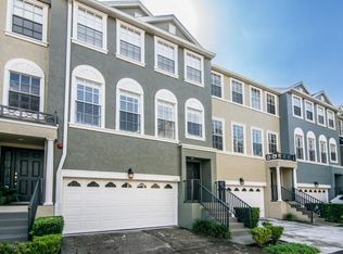 1426 Harbour Walk Rd, Tampa, FL 33602