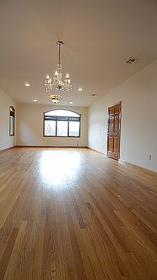 4th image of 91 Liberty Ave #1B