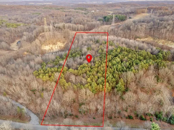 French Hill Rd NW, Bolivar, OH 44612