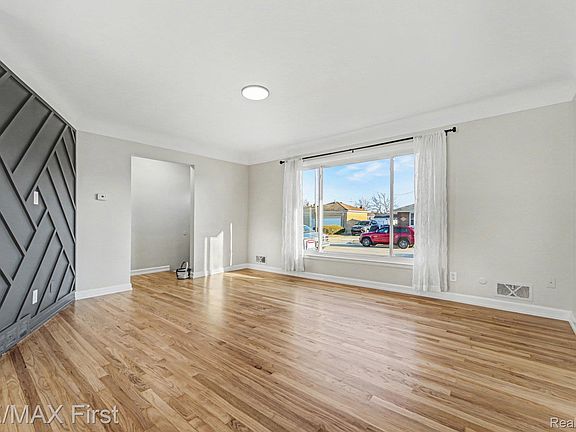 5th image of 11175 Sunburst Ave