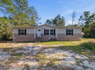 25800 Blue Lakes Dr, Paisley, FL 32767