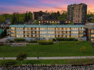 21 Kempenfelt Dr #304, Barrie, ON