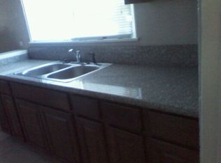 15571 2nd St, Victorville, CA 92395