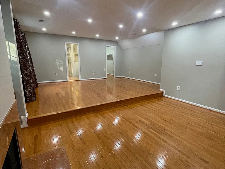 9025 Streamview Ln — Photo 53