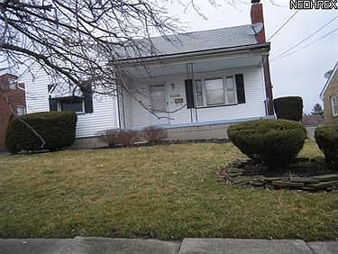 1st image of 1216 Ivanhoe Ave