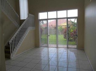 11720 SW 9th Ct, Pembroke Pines, FL 33025