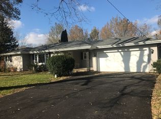 505 Old Hickory Rd, New Lenox, IL 60451