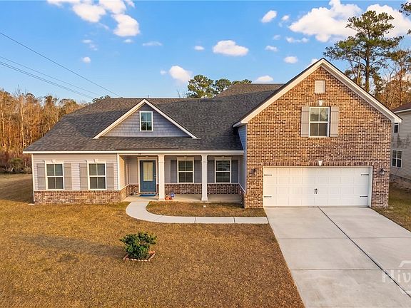 3rd image of 16 Litchfield Drive