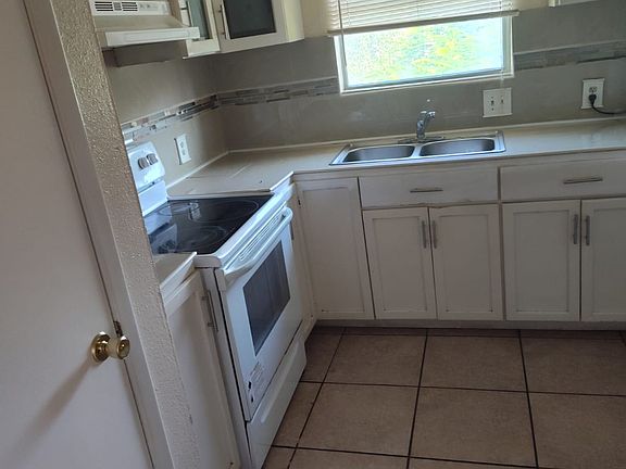 2nd image of 205 Calle Amistosa APT 251