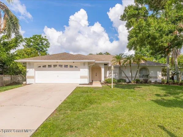 1362 York Cir, Melbourne, FL 32904