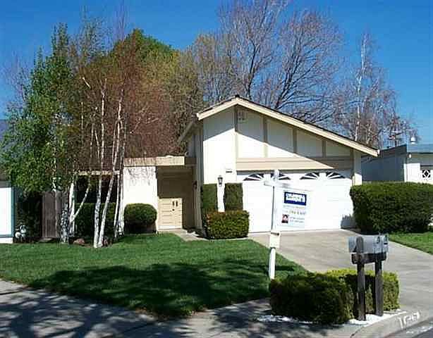 1st image of 36672 Port Sailwood Dr