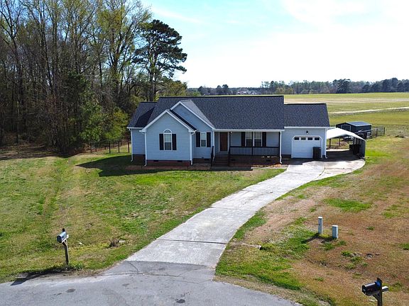 3rd image of 104 Goldeneye Place