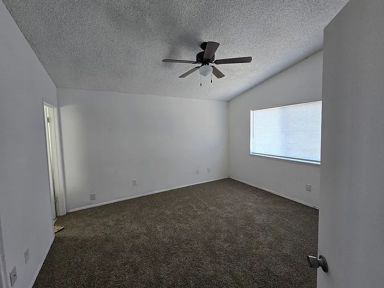 1300 Canyon Ct — Photo 10