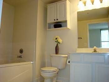 2nd image of 3830 9th St N APT 610W