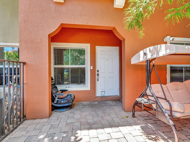 103 Monterey Bay Dr — Photo 31
