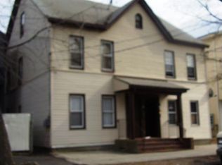 322 Goodwin St, Perth Amboy, NJ 08861