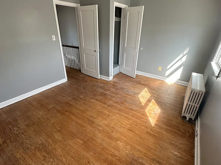 1300 Kenhill Ave — Photo 11