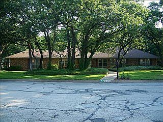 1st image of 2420 Southridge Dr