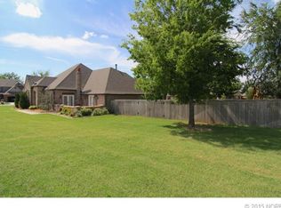 3407 W 110th St S, Jenks, OK 74066
