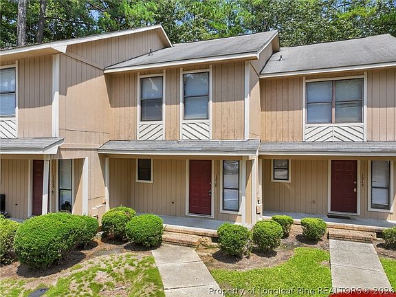 3rd image of 1218 Huntsman Ct