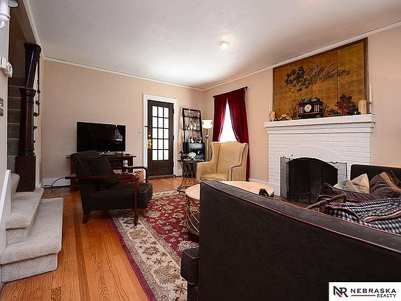 4th image of 5202 Western Ave